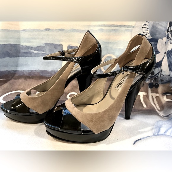 Via Spiga Suede & Patent Leather Heels - Picture 15 of 16